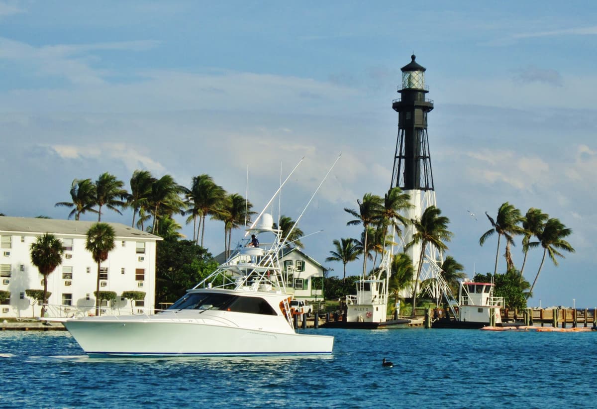 Lighthouse Point, FL